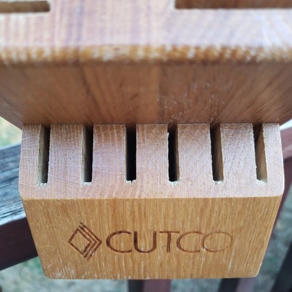 CUTCO Galley + 6 Set Knife Block (With Table Knife Slots) Honey Finish